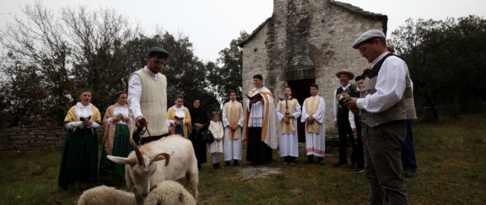 Terra Croatica – Broško blogo: Sv. Juraj u Straževniku – Blagoslov poja Terra Croatica – Broško blogo: Sv. Juraj u Straževniku – Blagoslov poja